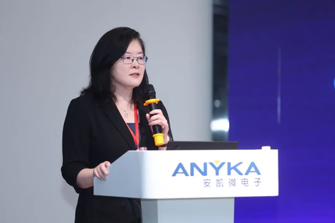 Axera Founder Dr. Xiaoxin Qiu Delivers Keynote Speech at 2024 Tsinghua Automation Forum